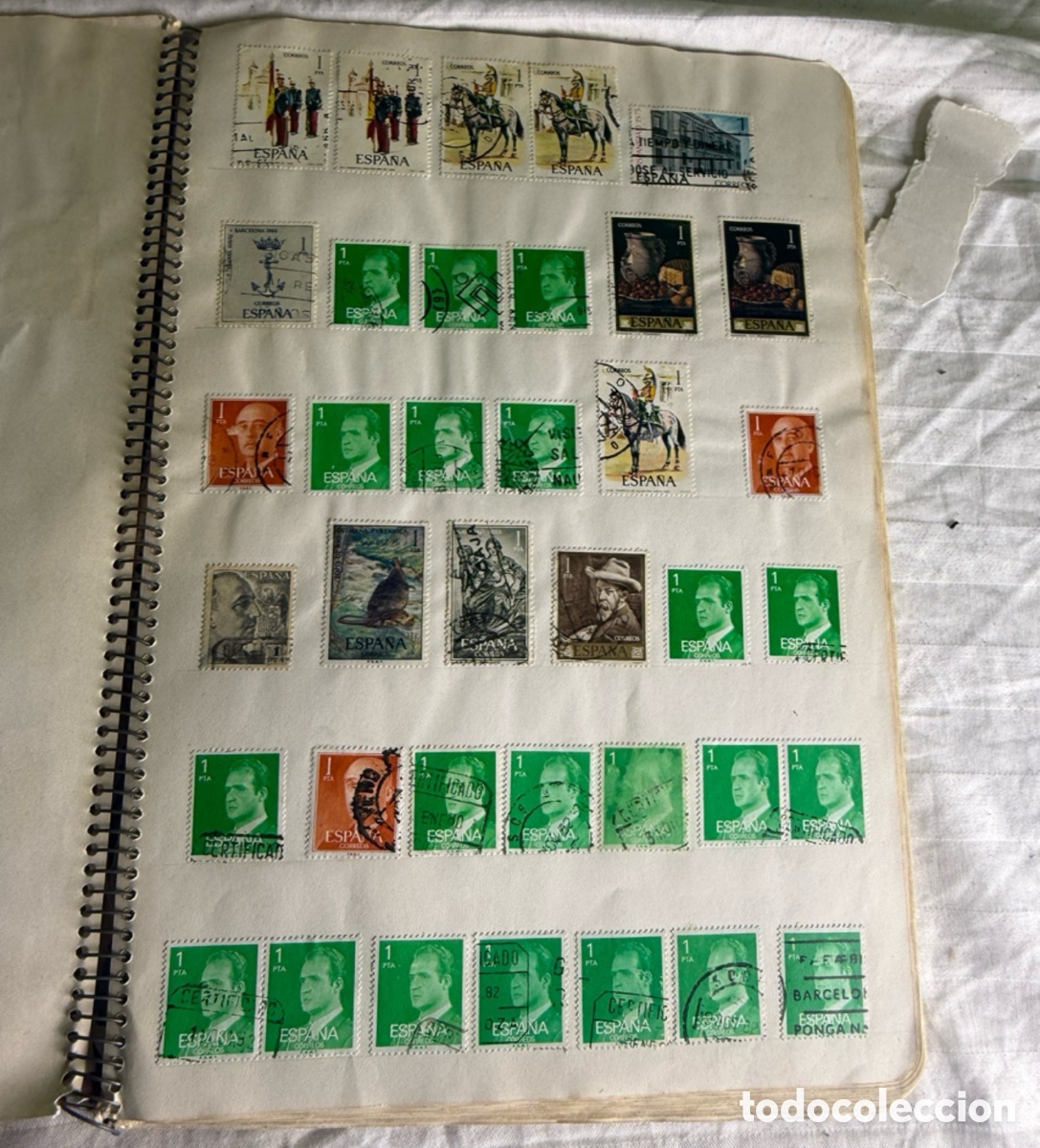 Stamps: Gran &aacute;lbum de sellos Espa&ntilde;a siglo XX &ndash; Cientos de sellos clasificados y variados