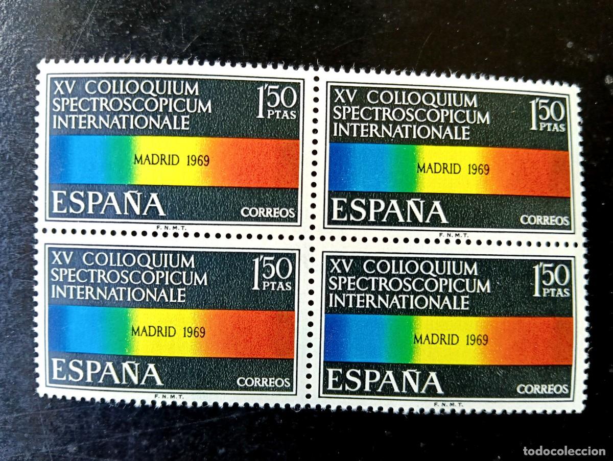 Timbres: Espa&ntilde;a 1969 - Edifil 1924 - XV Coloquium Spectroscopicum Internationale - Bloque de 4