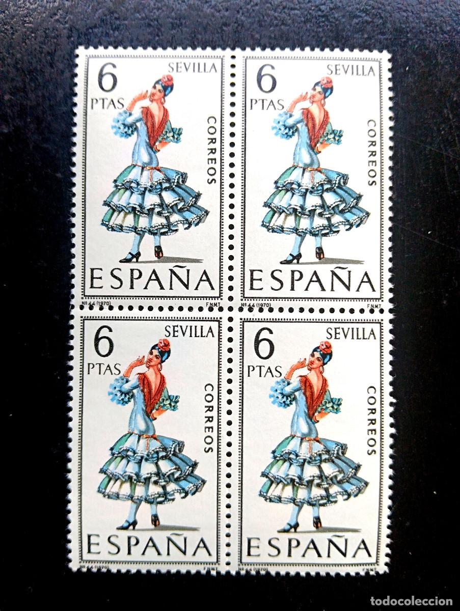 Francobolli: Espa&ntilde;a 1970 - Edifil 1956 - Trajes t&iacute;picos espa&ntilde;oles. sevilla - Bloque de 4