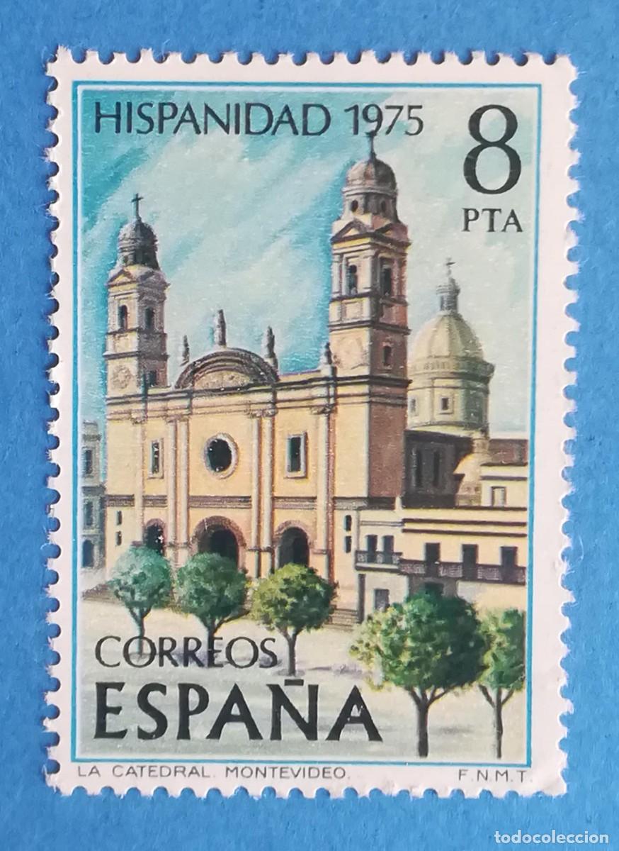Sellos: Hispanidad 1975. La Catedral (Montevideo, Uruguay). Edifil 2296. Nuevo, sin fijasellos.