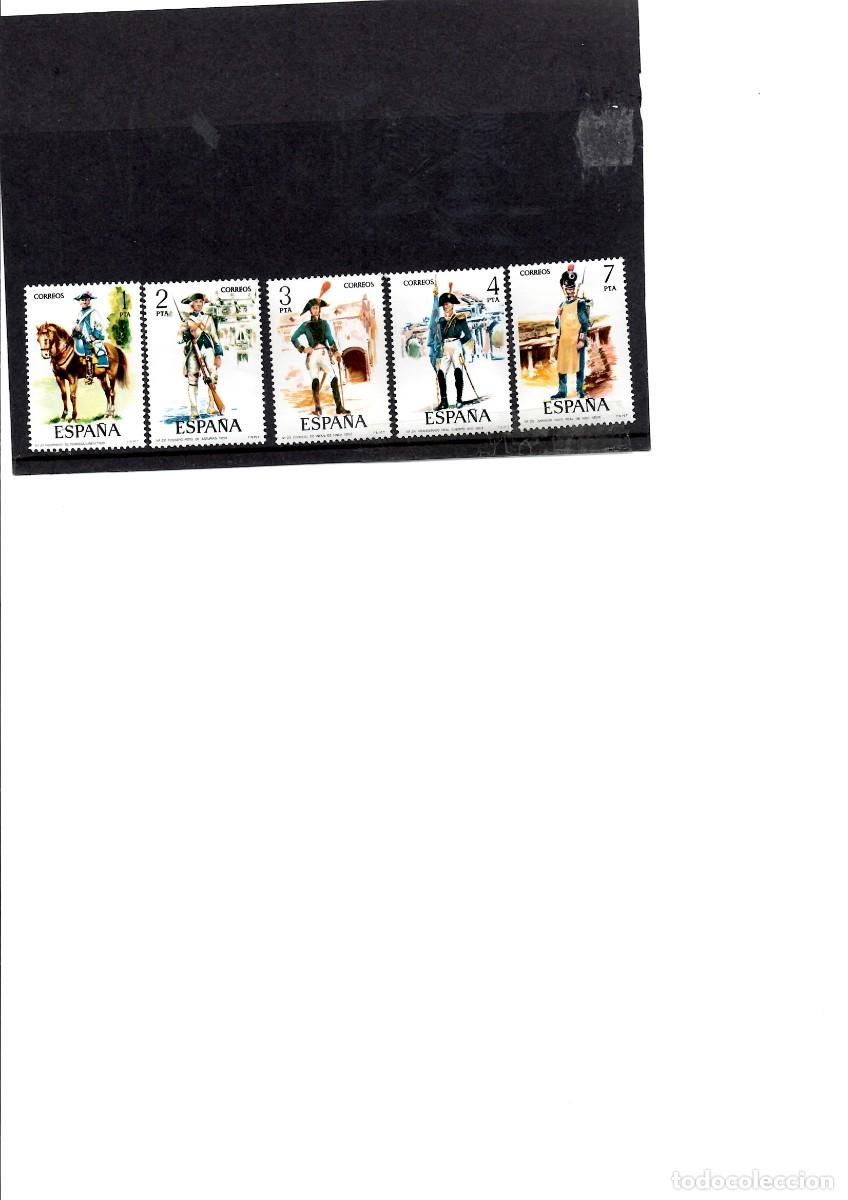 Sellos: 1975,Uniformes militares, Edifil 2277-2281,