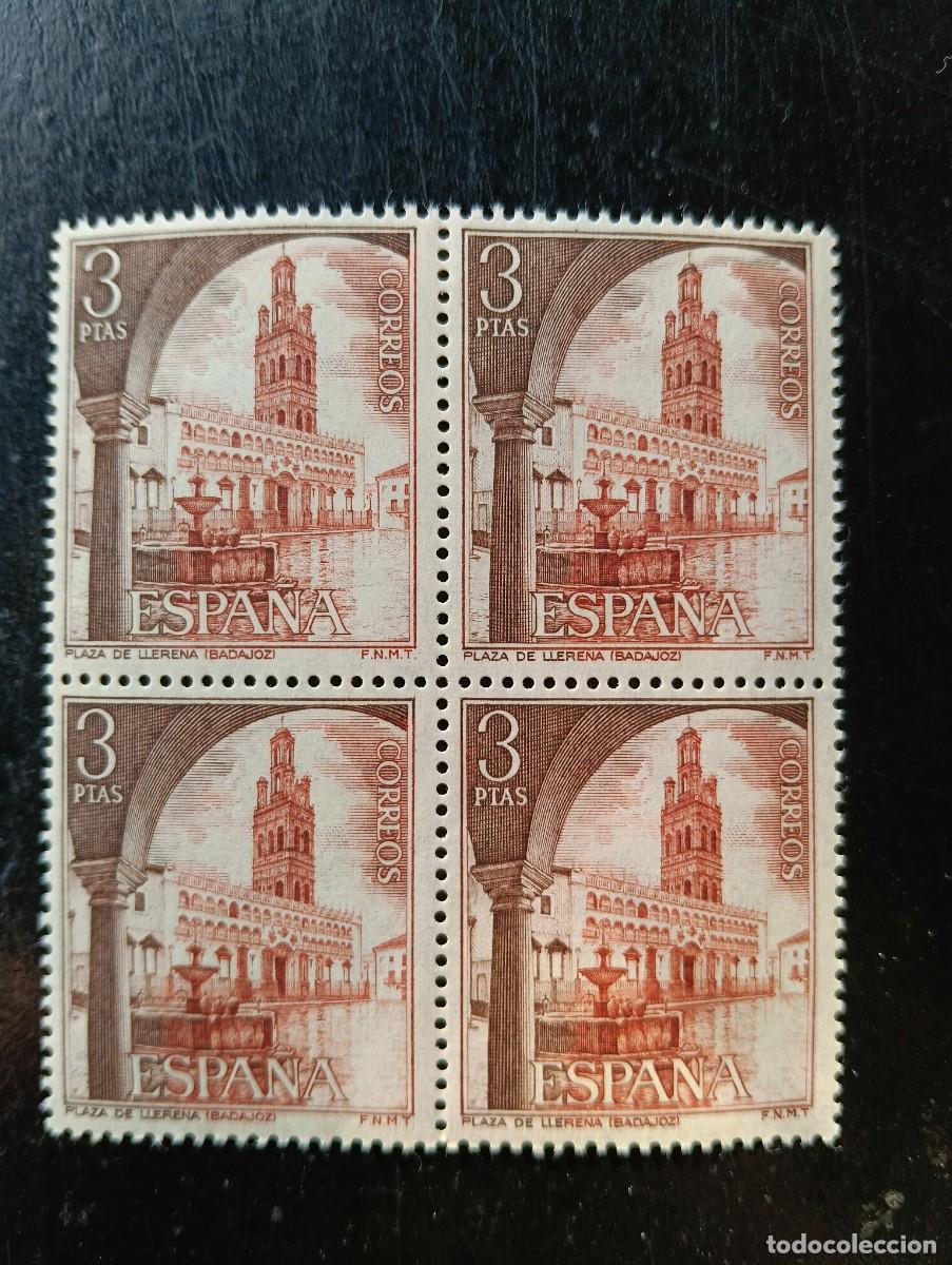 Sellos: ESPA&Ntilde;A 1973 - TURISMO - PLAZA DE LLERENA - BADAJOZ - EDIFIL 2131 - bloque de 4