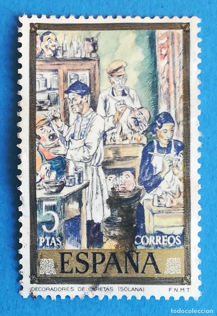 Sellos: Decoradores de caretas (Solana). Edifil 2081. Usado.
