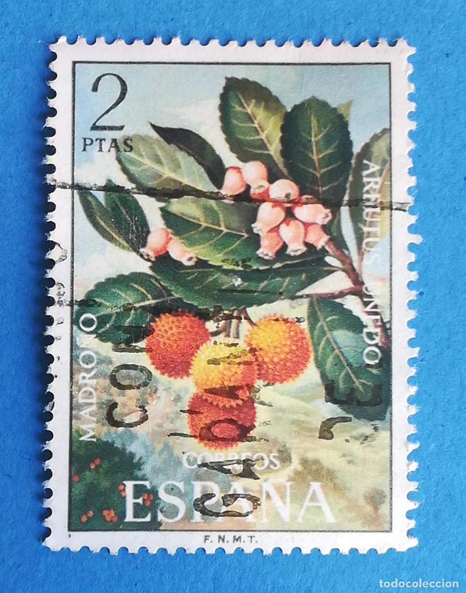 Sellos: Madro&ntilde;o (Arbutus unedo). Edifil 2086. Usado.