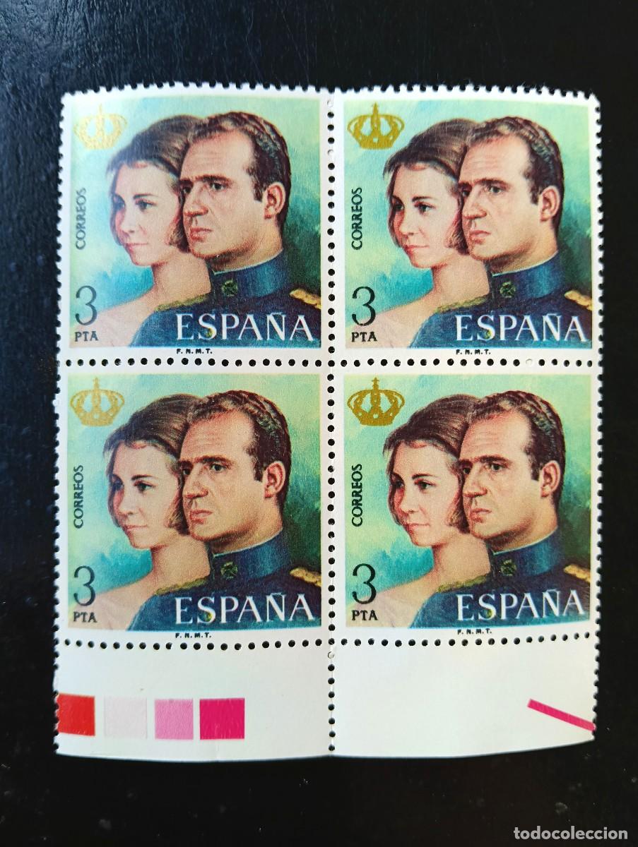 Sellos: Espa&ntilde;a 1975 - Edifil 2304 - Don Juan Carlos I y Do&ntilde;a Sof&iacute;a. Reyes de Espa&ntilde;a - Bloque de 4