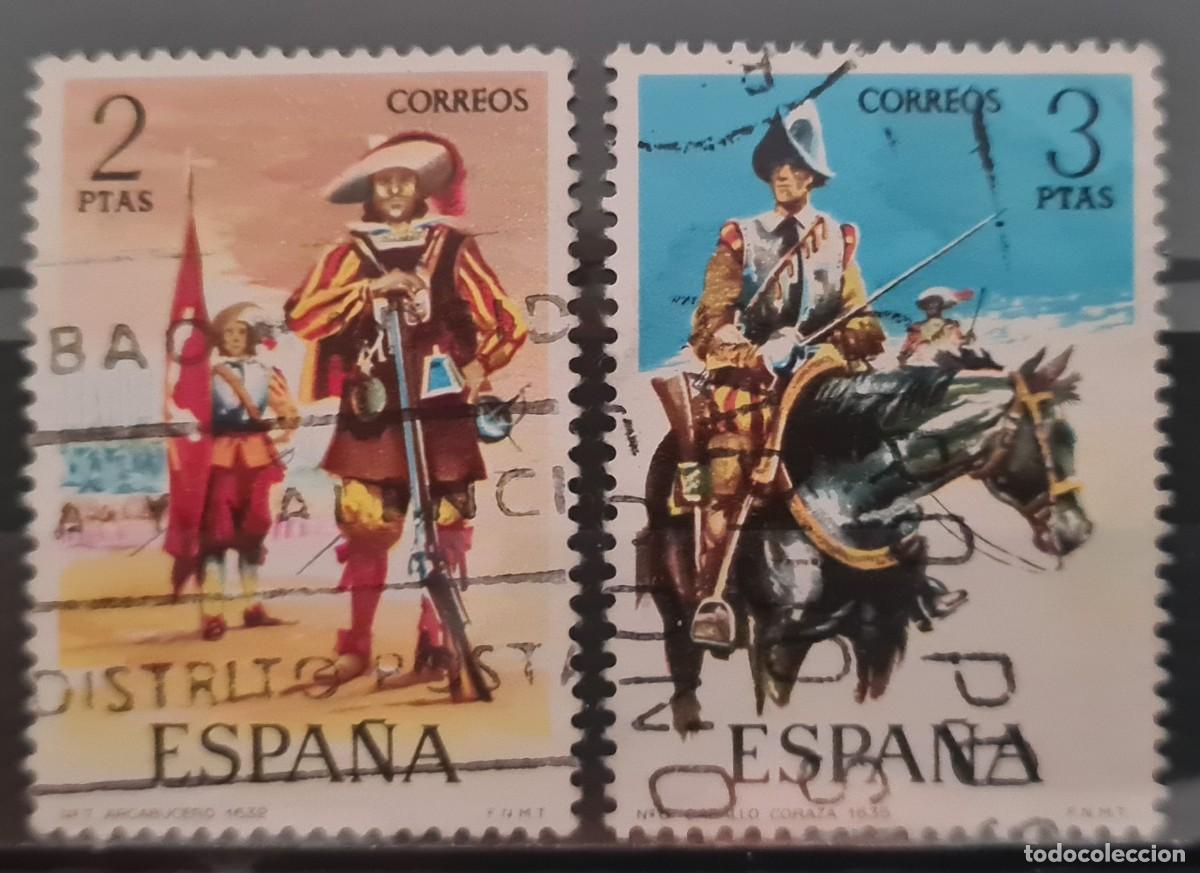 Sellos: Serie de sellos usados de Espa&ntilde;a 1974: uniformes militares (II)