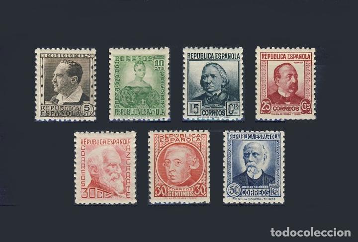 Sellos: 681/88**  PERSONAJES. BC. - Foto 1