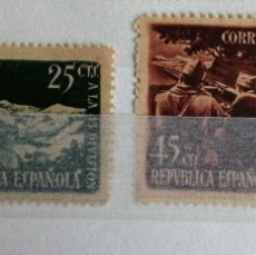 Sellos: AÑO 1938 2ª REPUBLICA,787 Y 788 DENTADO ,NUEVO Y COMPLETO.