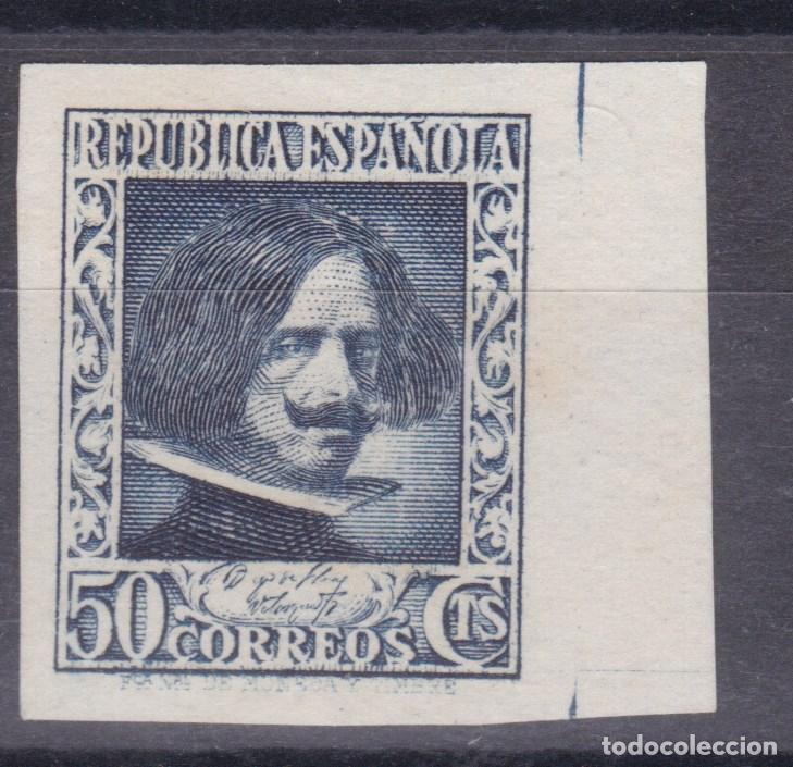 Sellos: SS4- Rep&uacute;blica Vel&aacute;zquez Edifil 738s Sin Dentar .(*) Sin Goma