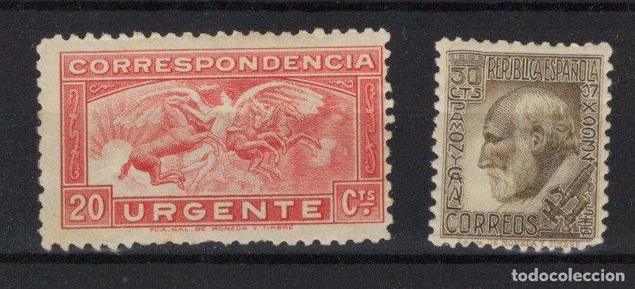 Sellos: PC723 Sellos Espa&ntilde;a A&ntilde;o 1933 Edifil 679/680**-* sellos originales en NUEVO v.c. 27.55 &euro;