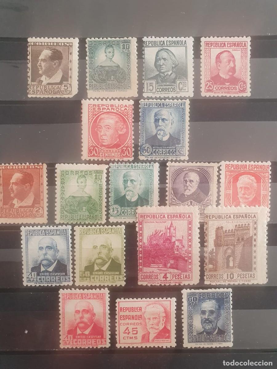 Sellos: LOTE SELLOS NUEVOS ** PERSONAJES REPUBLICA ESPA&Ntilde;A 1932 1936