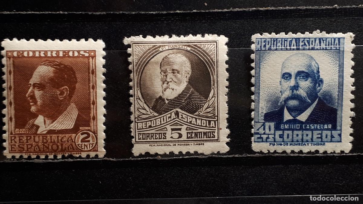 Sellos: ESPA&Ntilde;A. A&Ntilde;O 1932. **. EDIFIL 662/3, 670
