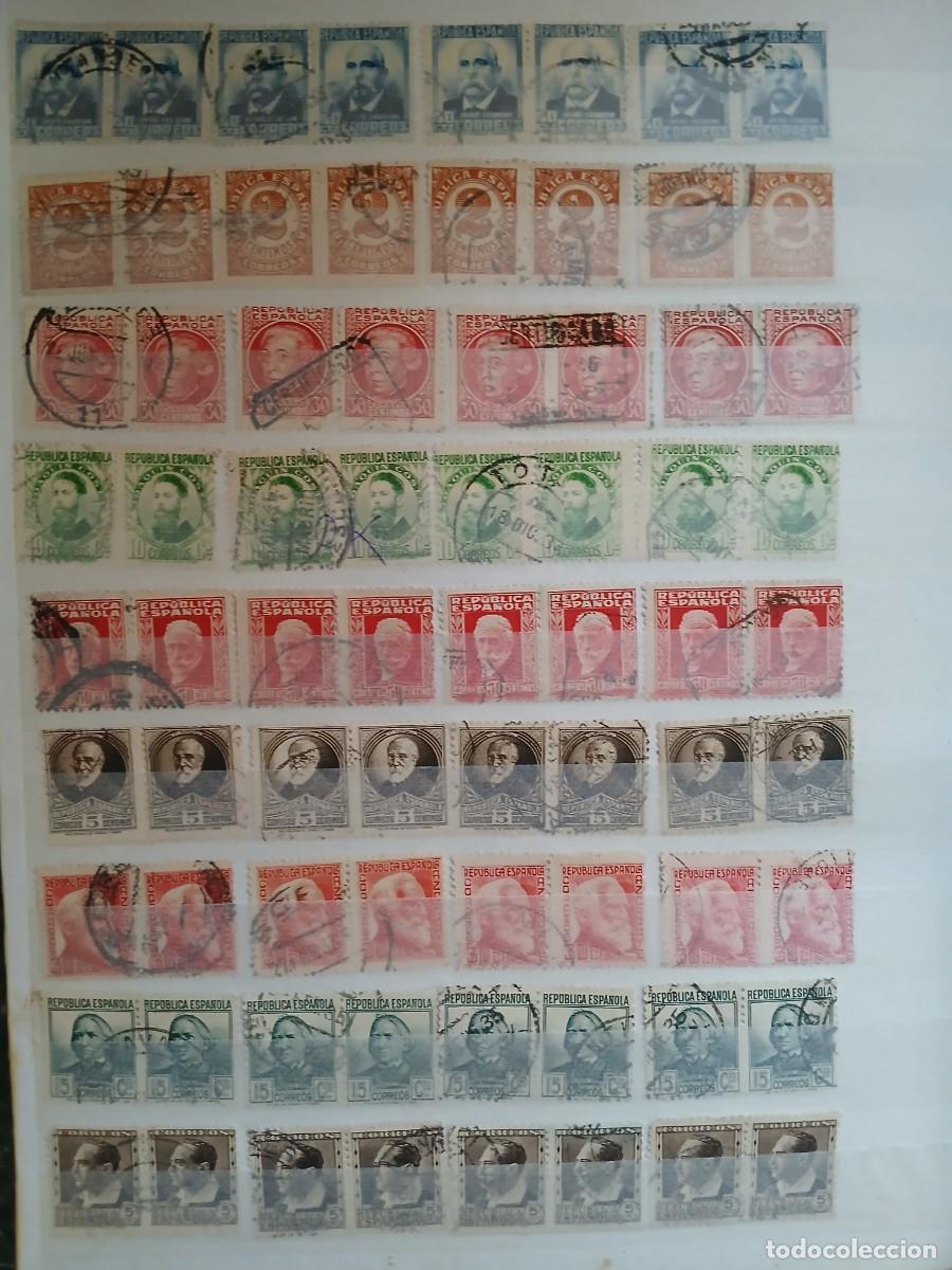 Sellos: A&Ntilde;O 1931 SELLOS DE LA REPUBLICA ESPA&Ntilde;OLA VER DOS PAGINAS VALOR CATALOGO 29.50 EUROS