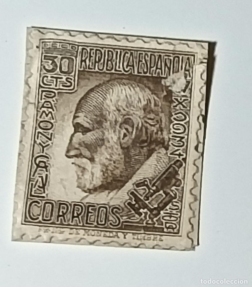 Sellos: SELLO REP&Uacute;BLICA ESPA&Ntilde;OLA - SANTIAGO RAM&Oacute;N Y CAJAL - 30 C&Eacute;NTIMOS - F&Aacute;BRICA NACIONAL DE MONEDA Y TIMBR