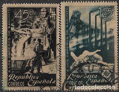 Sellos: Rep&uacute;blica Espa&ntilde;ola 1938 Homenaje a los Obreros de Sagunto, EDIFIL n&ordm; 773 y 774 (o)