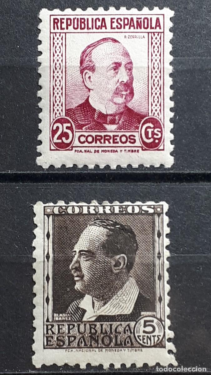 Sellos: ESPA&Ntilde;A. A&Ntilde;O 1933-5. *. Edifil 681, 685