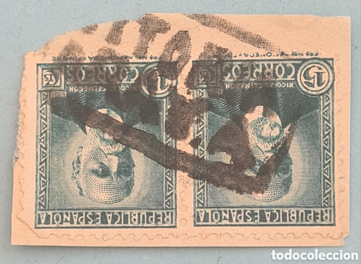 Sellos: CARTERIA ESPECIAL - ARAYA (VITORIA) - MARCA CASI COMPLETA SOBRE FRAGMENTO - REPUBLICA EDIFIL 657 (2)