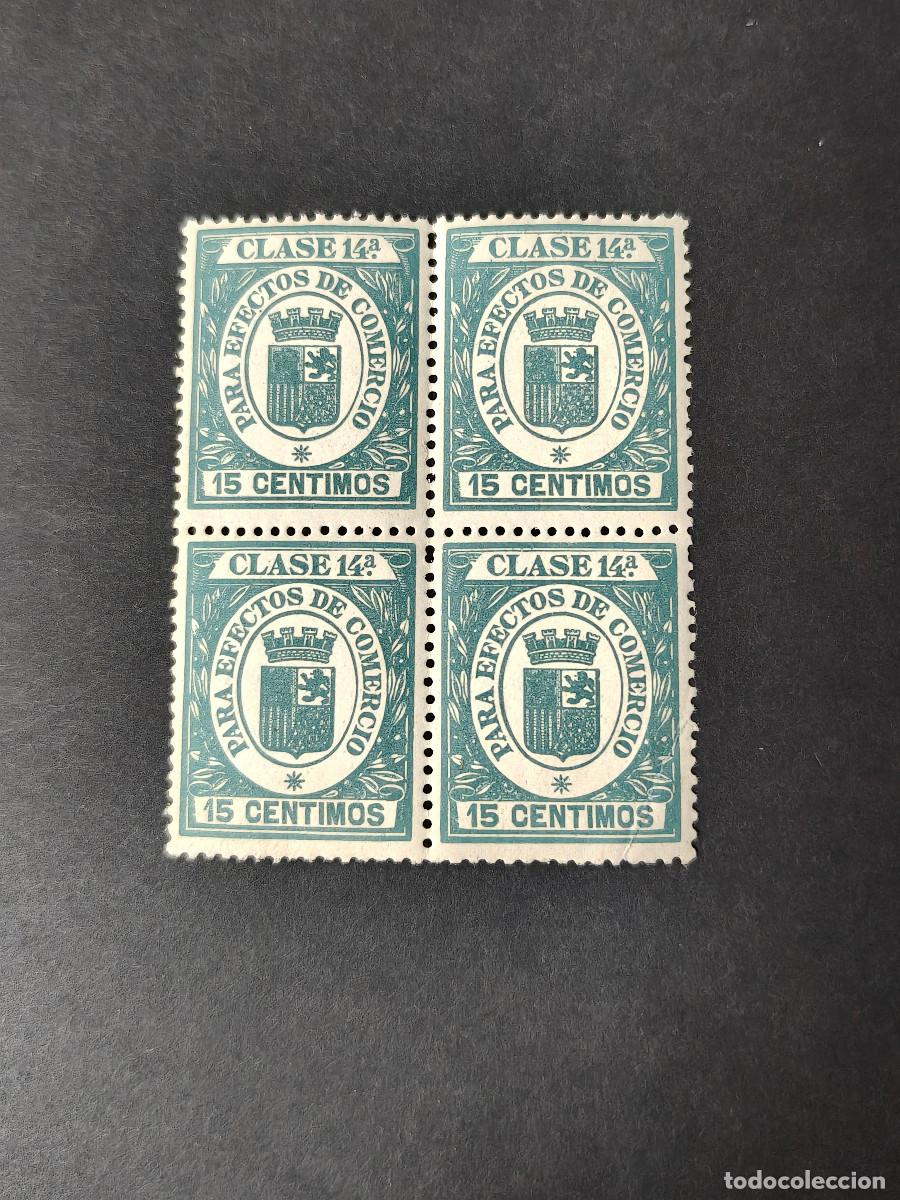 Sellos: Espa&ntilde;a 4 sellos Republica 15 cts 1932 timbre especial para efectos de comercio edifil 129 nuevo*