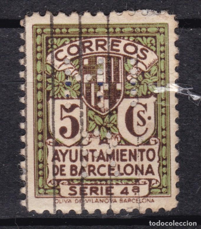 Sellos: AA3-Ayuntamiento BARCELONA Sello PERFORADO HIR. Raro