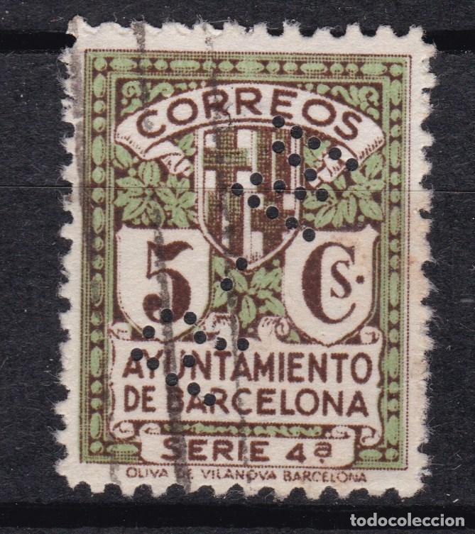 Sellos: AA3-Ayuntamiento BARCELONA Sello PERFORADO R&middot;&middot;M. Raro