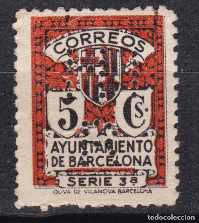 Sellos: AA3-Ayuntamiento BARCELONA Sello PERFORADO HIR. . Raro