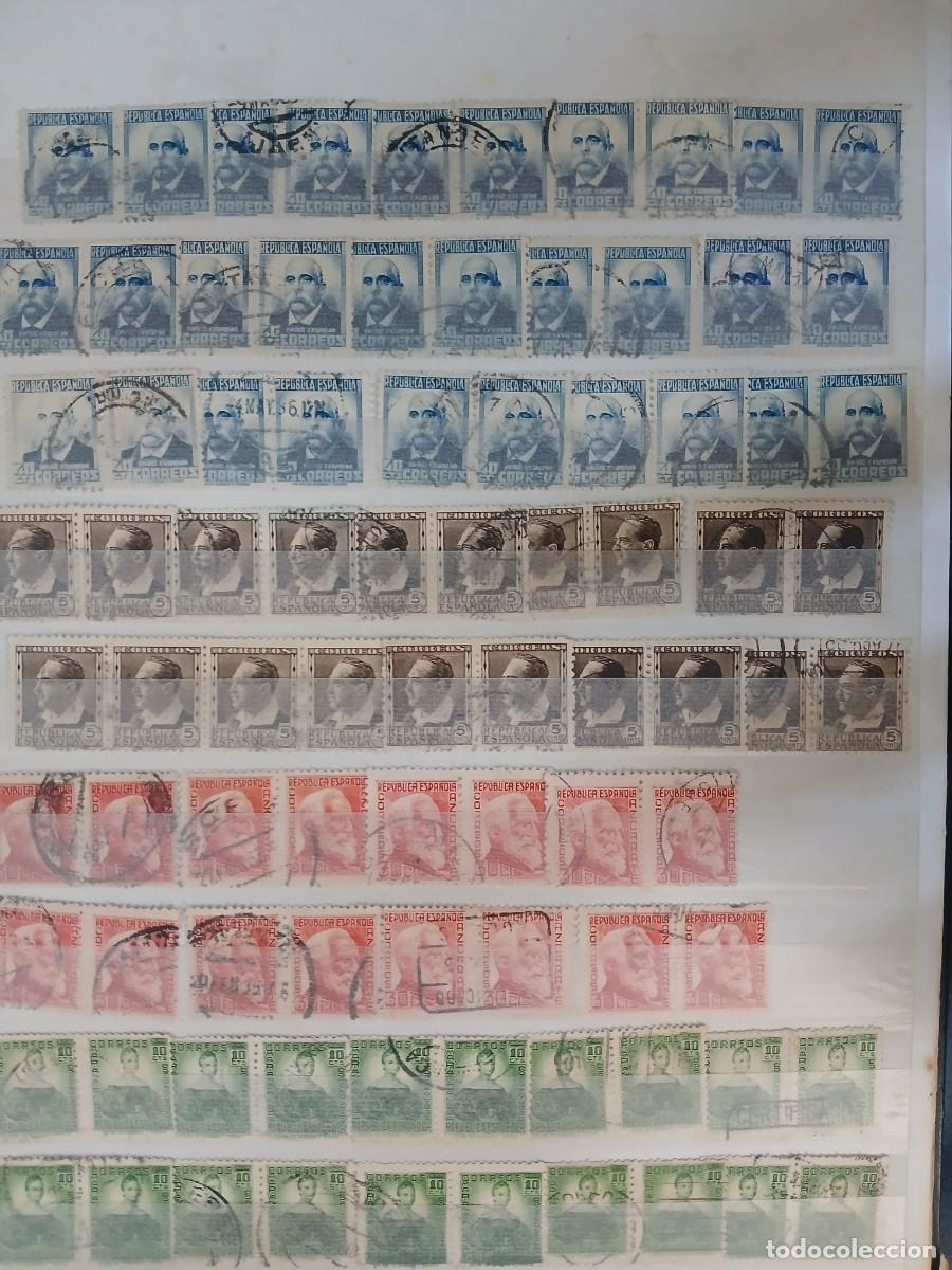 Sellos: A&Ntilde;O 1933-1935 REPUBLICA ESPA&Ntilde;OLA SELLOS USADOS VER TRES PAGINAS