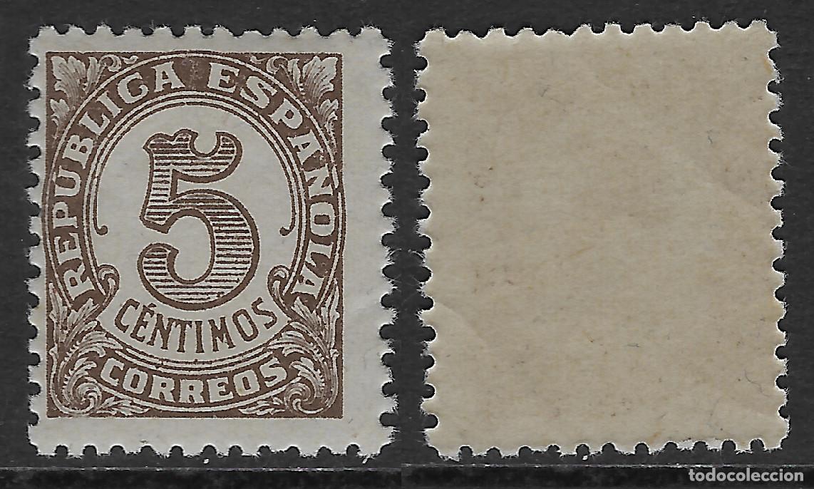 Sellos: Espa&ntilde;a Rep&uacute;blica 5 c&eacute;ntimos 1938 Edifil 745. Nuevo, con goma.