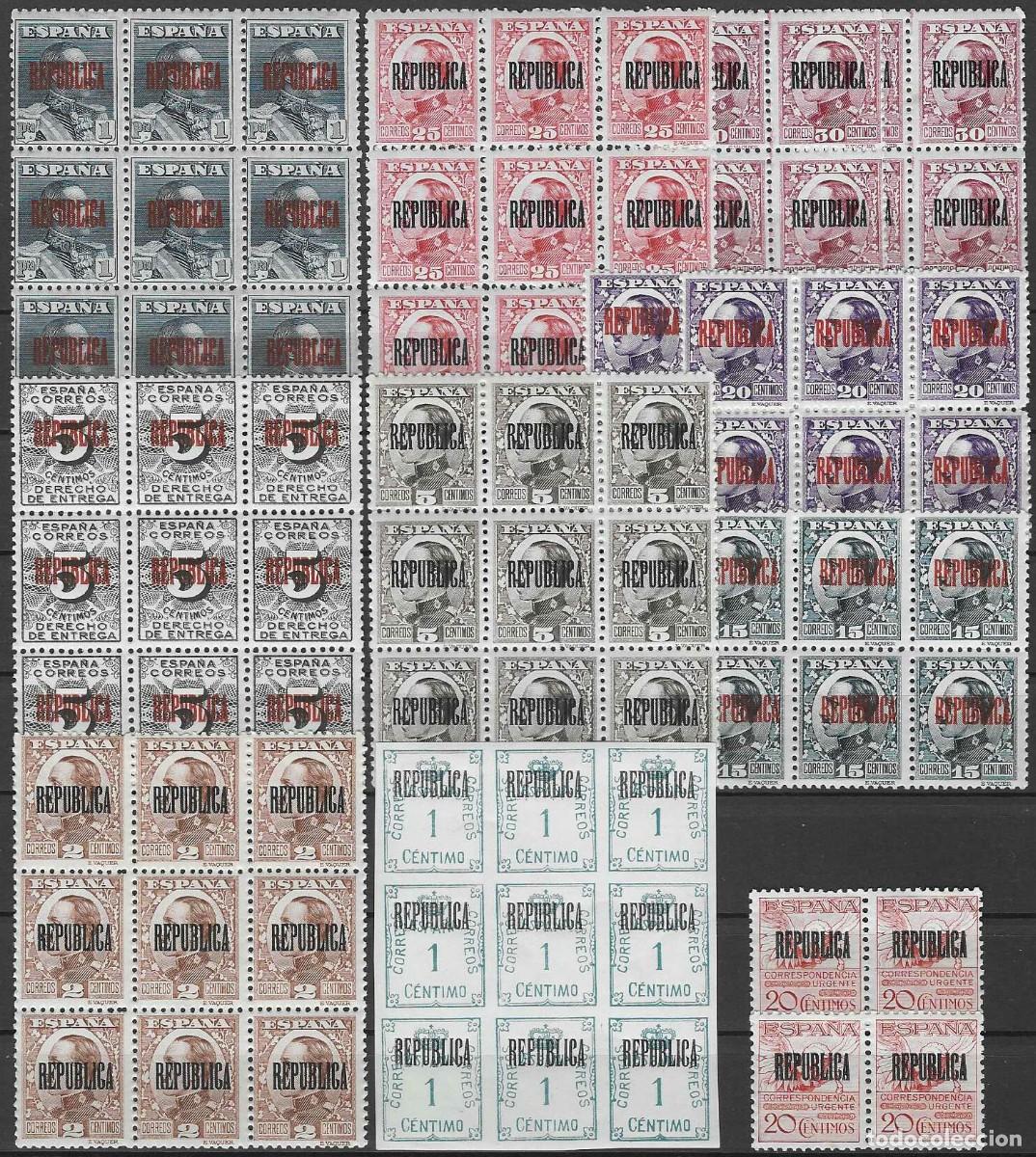 Sellos: EMISIONES LOCALES REPUBLICANAS. BARCELONA 1931 (10 VALORES EN B/4 Y B/9). V. CAT. ESP. 210 &euro;. MNH **