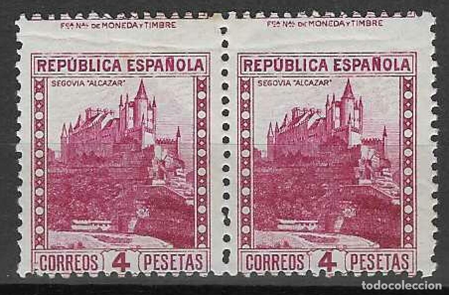 Sellos: EDIFIL 674 ALC&Aacute;ZAR. SEGOVIA 1932 (PAREJA) (VARIEDAD 674DH...DENT. HOR. DESP.). V.CAT.: 46 &euro;. MNH **