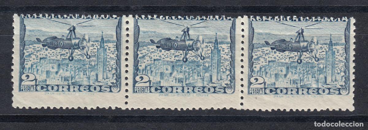Sellos: 1938 EDIFIL 769** NUEVOS SIN CHARNELA. TRES SELLOS. AUTOGIRO (222-1)