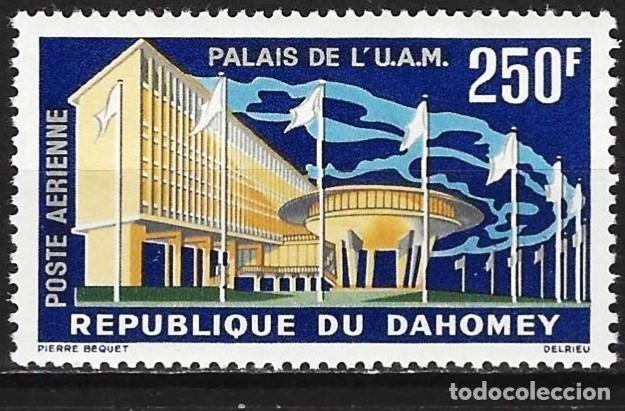 Sellos: Dahomey 1963 - Mi 219 - YT Pa 22 - Palacio de la Uni&oacute;n Africana y Malgache - MNH** ( A&eacute;reo )