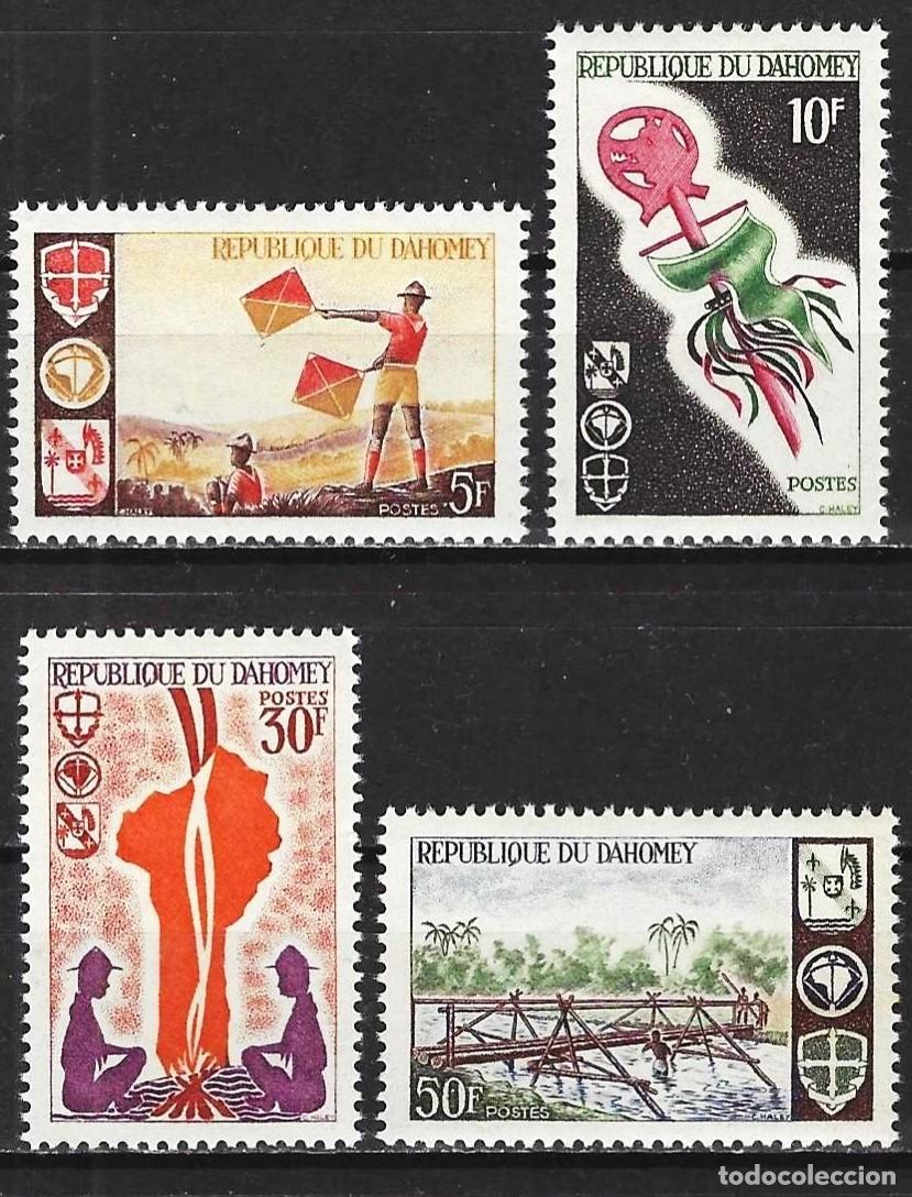 Sellos: Dahomey 1966 - Mi 286 a 289 - YT 242 a 245 - Escultismo - MNH** ( Serie completa )
