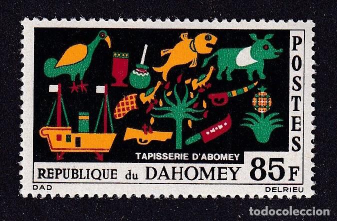 Sellos: DAHOMEY (BENIN) Yvert n&deg; 221 * tapisserie d'Abomey