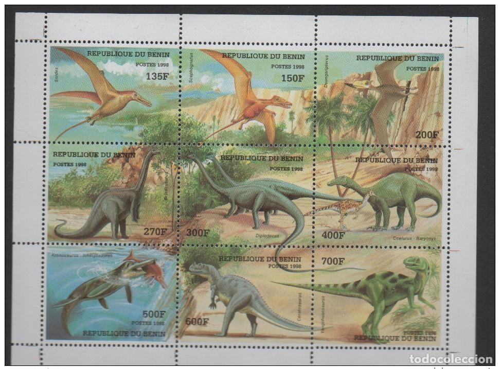 Sellos: Benin 1998 Block Dinosaurier 9 sellos