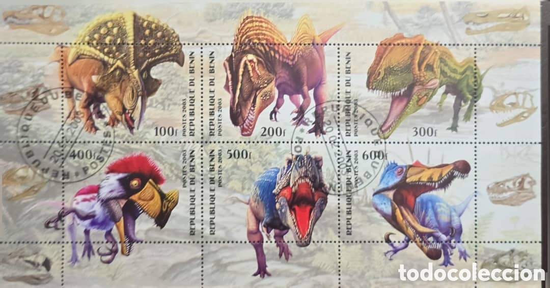 Sellos: CA) Benin.2003. Dinosaurs. Sheet of six seals with colorful illustrations of prehistoric and fossil