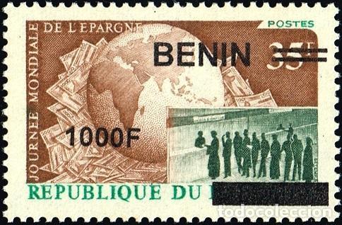 Sellos: Ben&iacute;n 2009 Mi. 1587 sobrecargado D&iacute;a Mundial del Ahorro globo banco