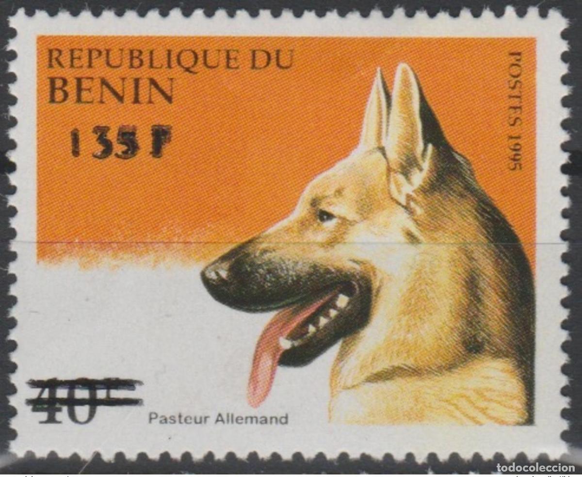 Sellos: Benin 2000 Mi. 1234 Pastor alem&aacute;n perro vida silvestre sobrecargada MNH**