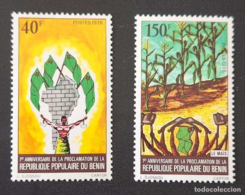 Francobolli: Ben&iacute;n 1976 Mi. 78-79 1er aniversario Rep&uacute;blica Popular ma&iacute;z
