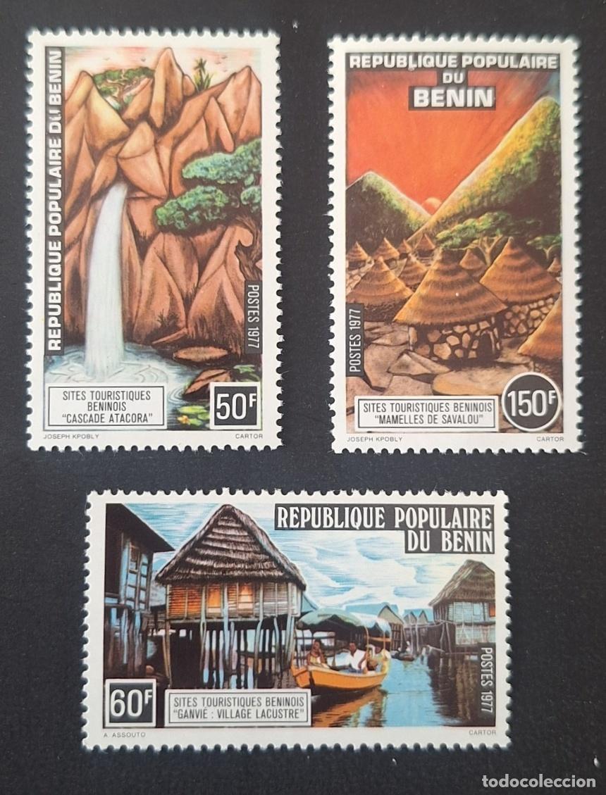 Sellos: Ben&iacute;n 1977 Mi. 112-114 sitios tur&iacute;sticos Atacora Ganvi&eacute; Savalou