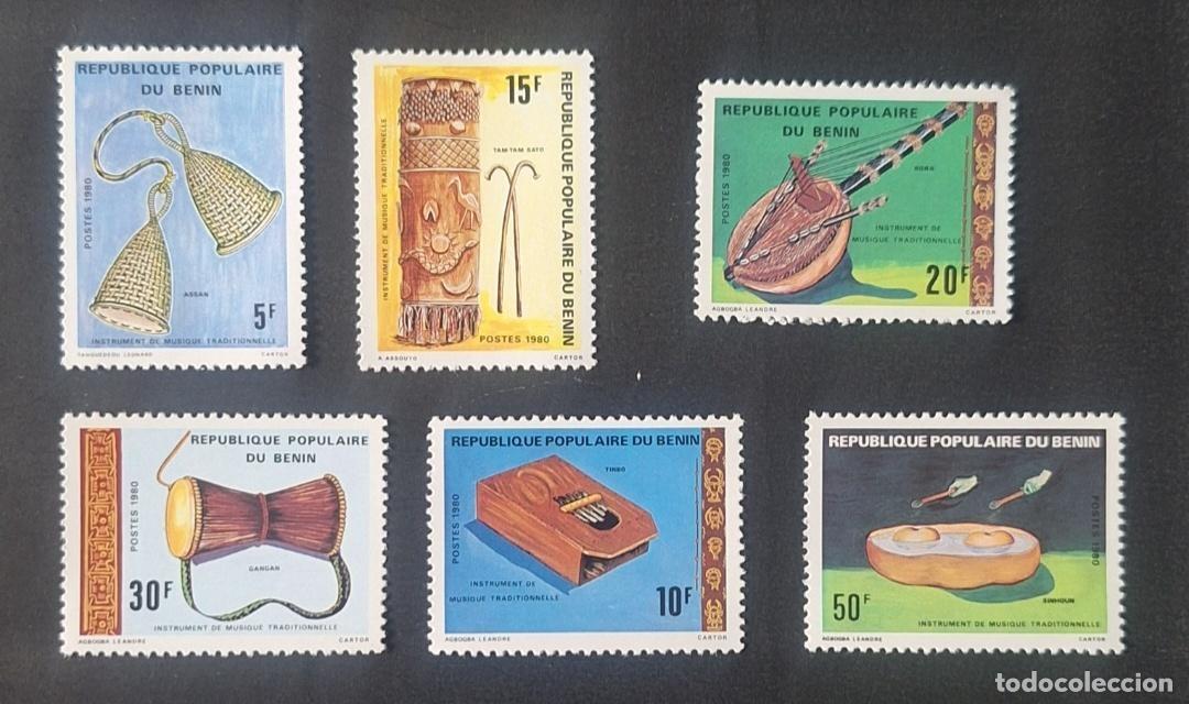 Timbres: Ben&iacute;n 1980 Mi. 214-219 instrumentos m&uacute;sica tradicional kora