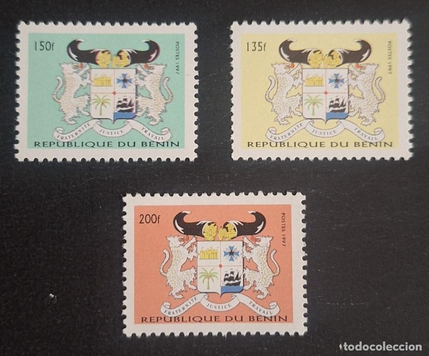 Stamps: Ben&iacute;n 1997 Mi. 926-928 escudo de armas leones her&aacute;ldica panteras