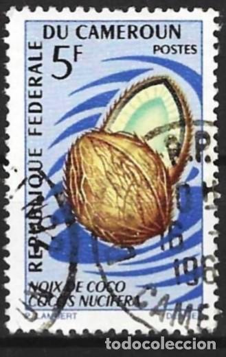 Sellos: Camer&uacute;n 1967 - Mi 510 - YT 445 - Fruta : Coco