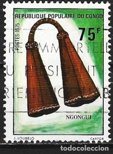 Sellos: Congo Brazzaville 1975 - Mi 484 - YT 393 - Instrumento musical : Ngongui