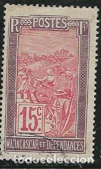 Sellos: MADAGASCAR YVERT 99 - Foto 1