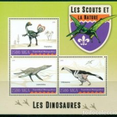 Timbres: MADAGASCAR 2016 SHEET MNH SCOUTS SCOUTISME ESCULTISMO PFADFINDER DINOSAURS DINOSAURIOS DINOSAURES. Lote 326621363