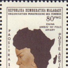 Francobolli: 595087 MNH MADAGASCAR 1982 ORGANIZACION PANAFRICANA DE MUJERS