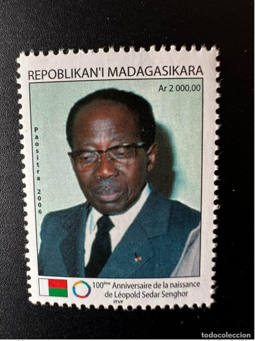 Sellos: Madagascar 2006 Mi. 2647 Nacimiento: L&eacute;opold Sedar Senghor Senegal