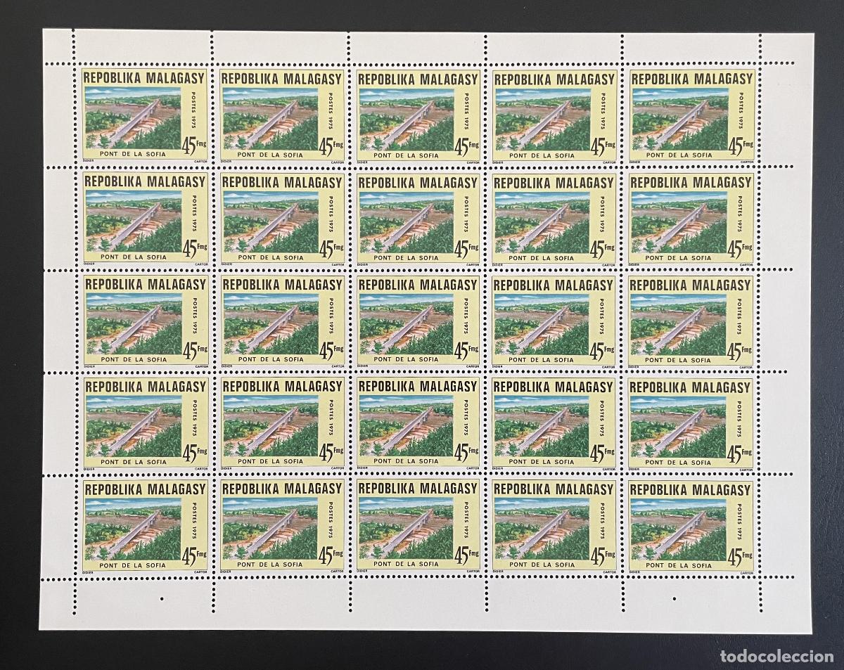 Sellos: Madagascar 1975 YT 559 bloque Puente Sofia bridge paisaje