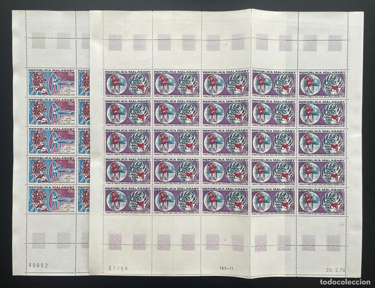 Stamps: Madagascar 1974 YT PA 137-138 bloque tenis de mesa Pek&iacute;n flores