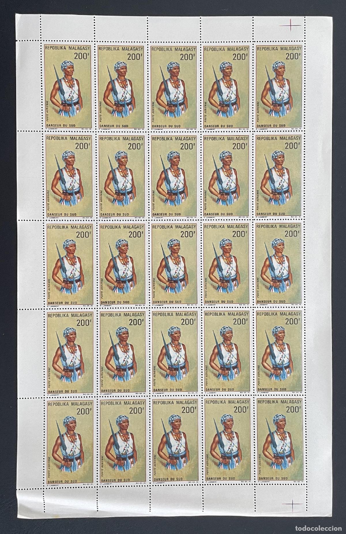 Stamps: Madagascar 1967 YT PA 103 bloque danzante del sur correo a&eacute;reo
